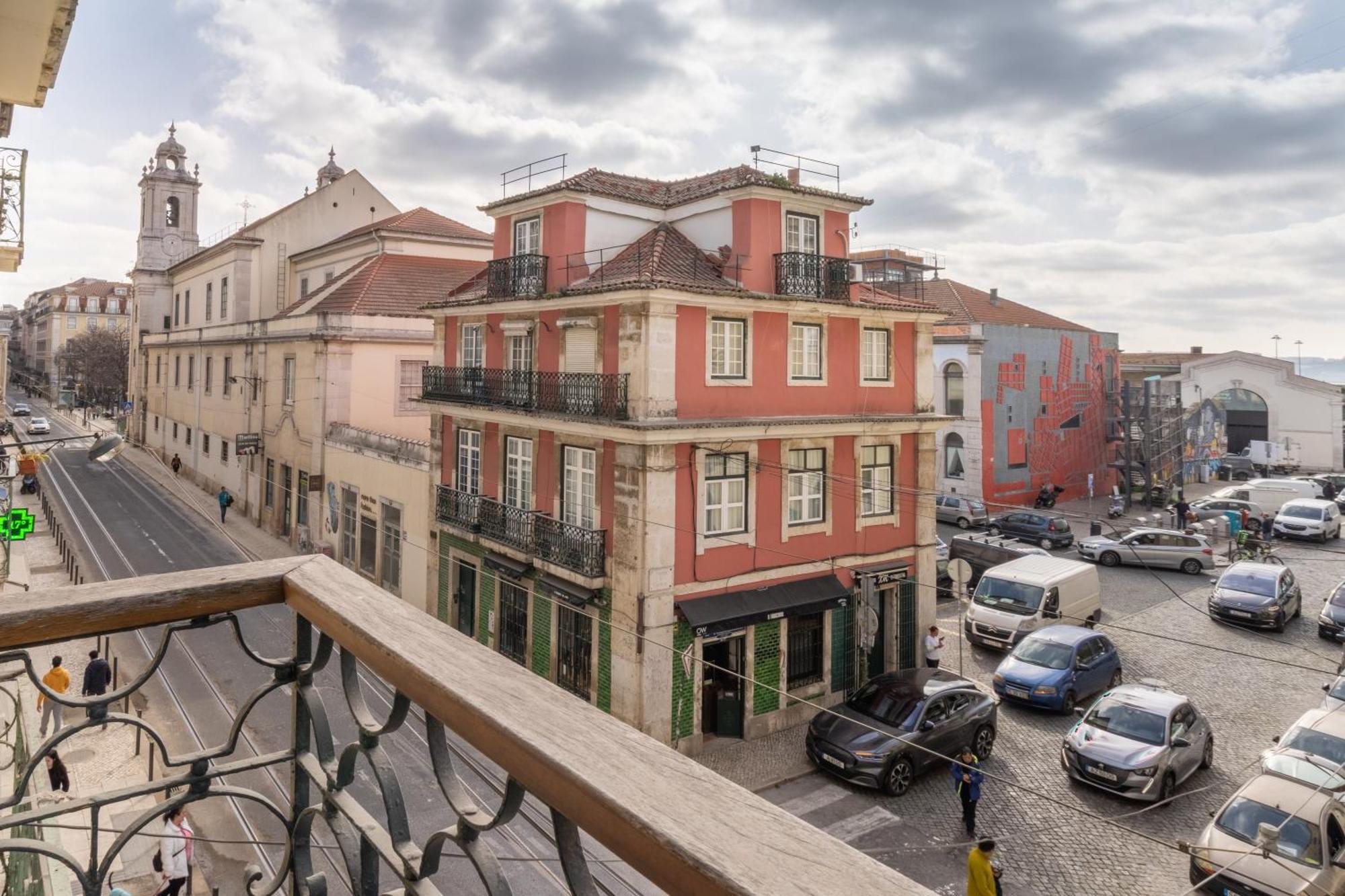 Modern 3Br, Terrace, Ac/Heating & Self Check-In Apartment Lisbon Exterior photo